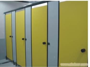 成都哥德裝飾建材 專業(yè)打造高品質(zhì)衛(wèi)生間隔斷，一站式設(shè)計(jì)安裝服務(wù)